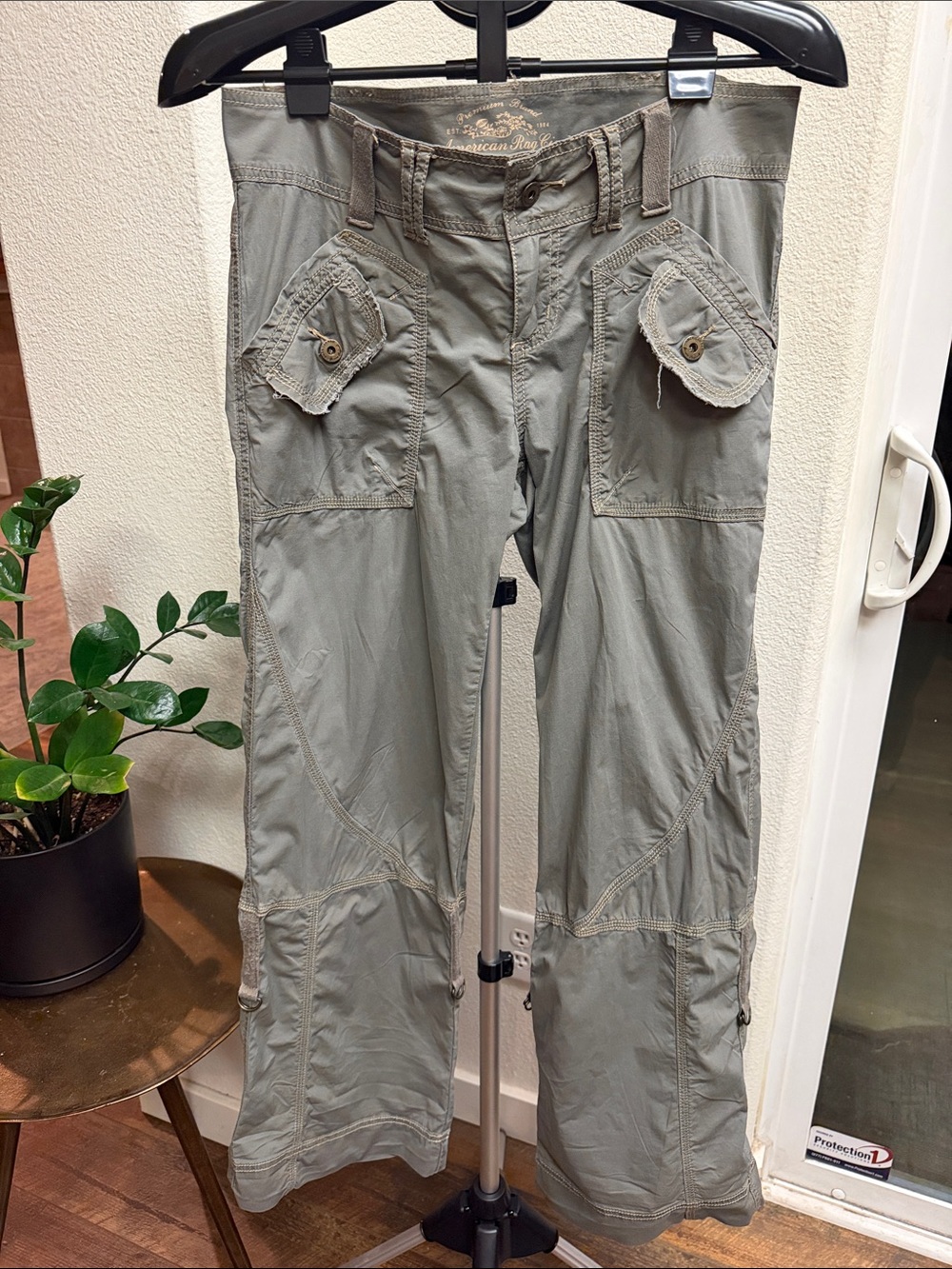 Vintage Y2K American Rag Cargo Pants Low Rise 7 Utility D-Ring RollUp Cuff